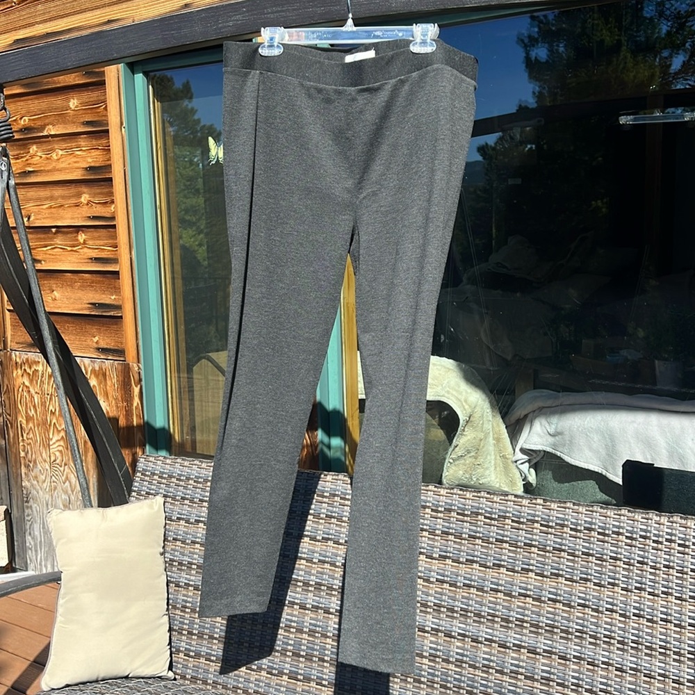 Two by Vince Camuto XL Charcoal Grey Legging Style Professional pants